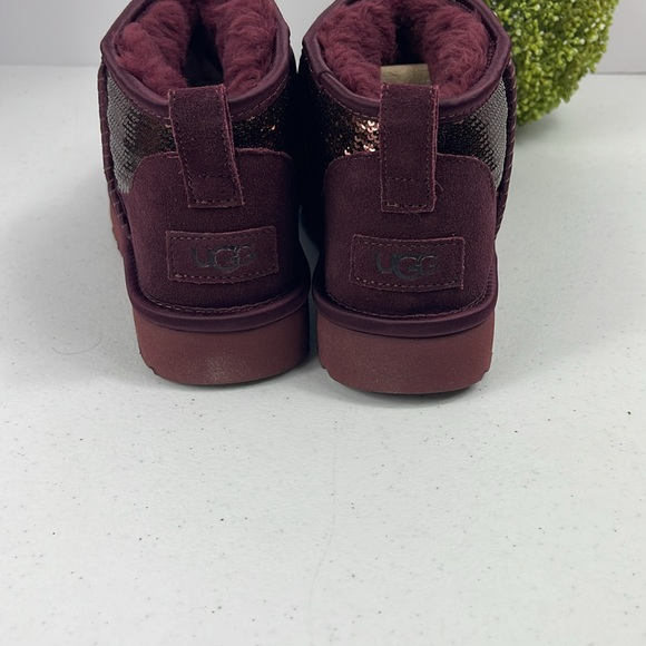 UGG Women's Classic Ultra Mini Mirror Ball Boots Size 6 Color Wild Grape NIB - Picture 5 of 13
